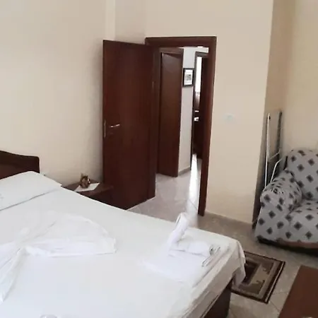 شقة Apartamemt Me Qera Ditore *